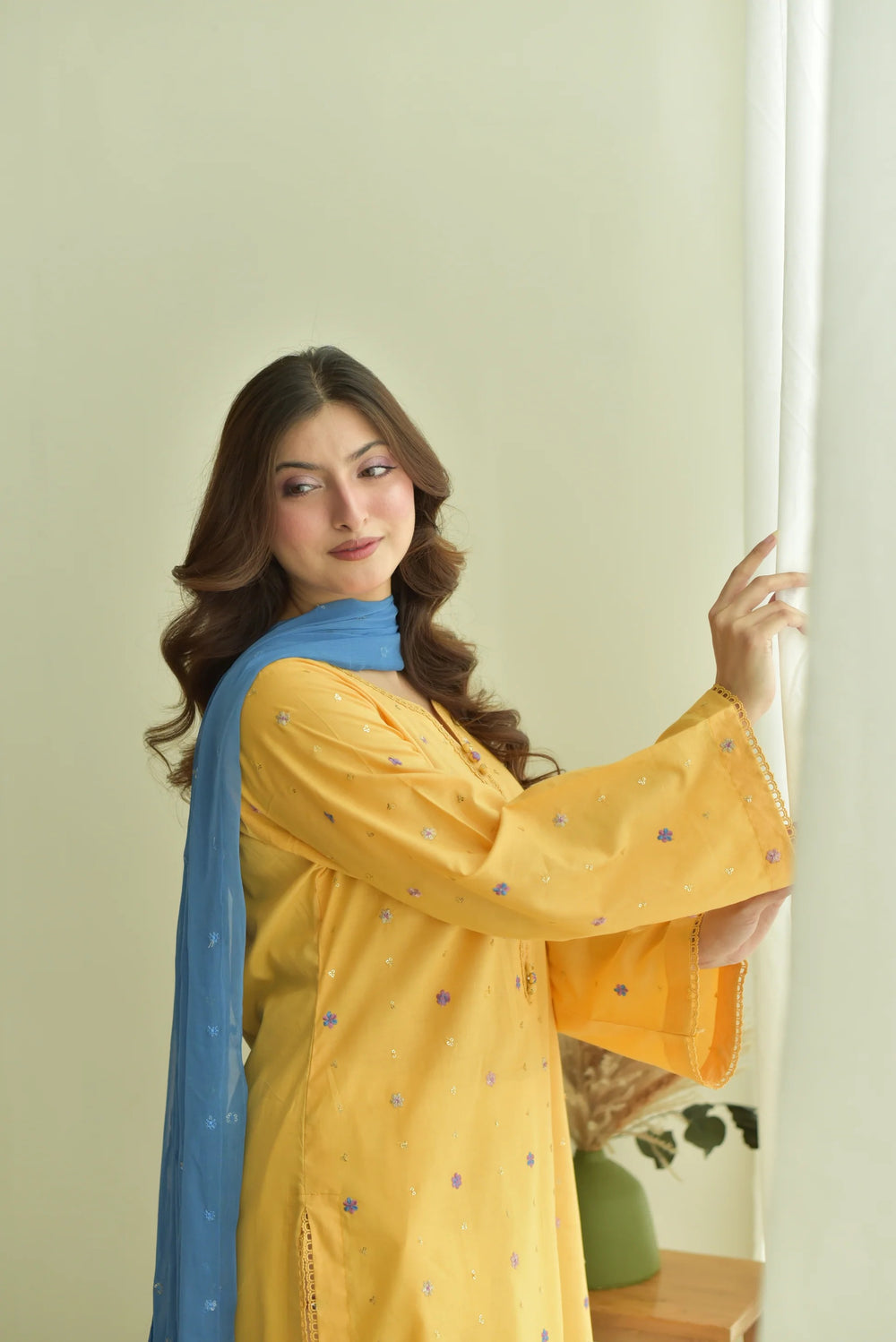Mustard Yellow jatti 3pc