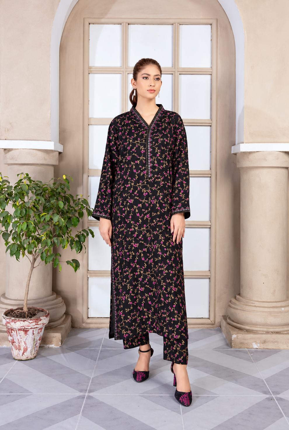 Black Floral Printed 2-Piece Suit